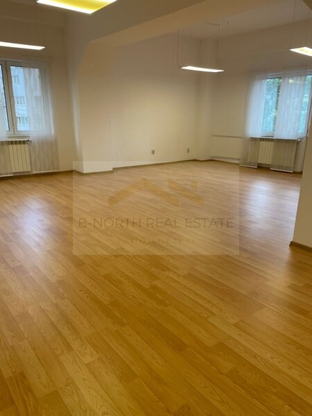 Orhideea, spatiu birouri 200 mp de inchiriat, 5 birouri