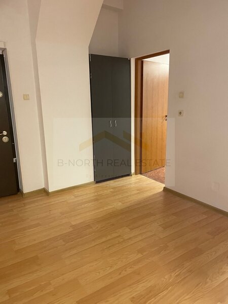 Orhideea, spatiu birouri 200 mp de inchiriat, 5 birouri